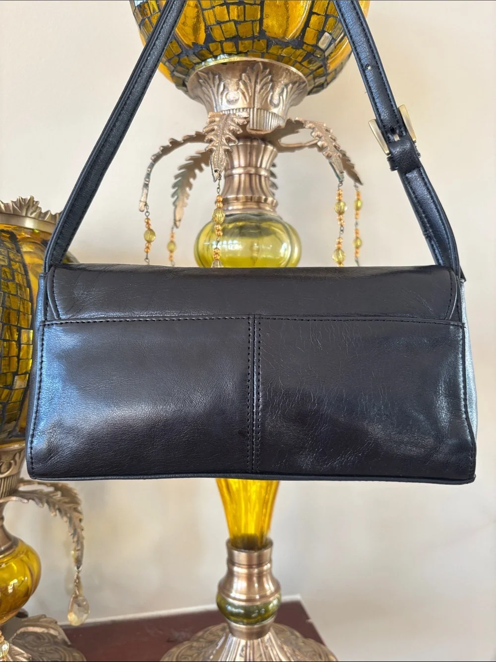 Vintage Genuine Leather Classic Small Smooth Black Flap Snap Close Shoulder Bag